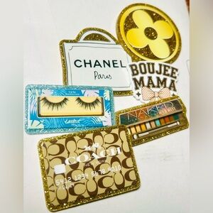 LAYOUT/SET AVAILABLE